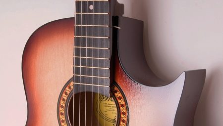 Guitares découpées