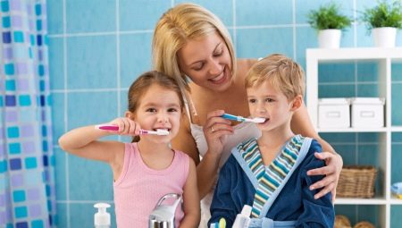 Comment bien brosser les dents des enfants ?
