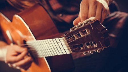 Accorder votre guitare via un microphone