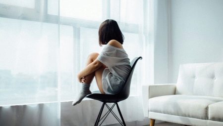 Why does the feeling of uselessness arise and what to do?