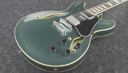 Semi-acoustic guitars