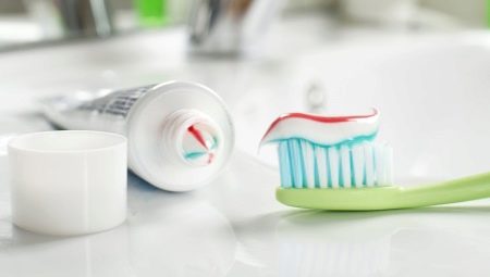 Composition of toothpastes