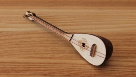 All about the musical instrument dumbyra