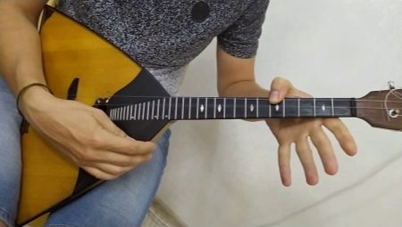 Balalaika game for beginners