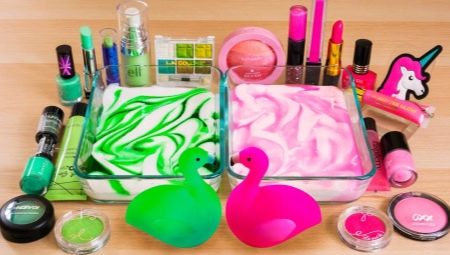 How to make slimes from cosmetics?