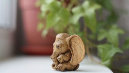 What statuettes should be at home for happiness?