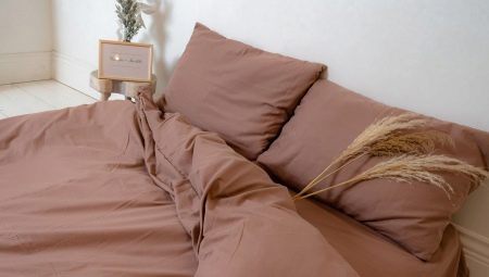 Plain bed linen