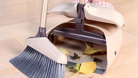 Types of scoops for cleaning the house