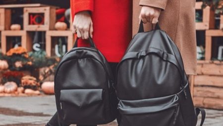 All about leather backpacks