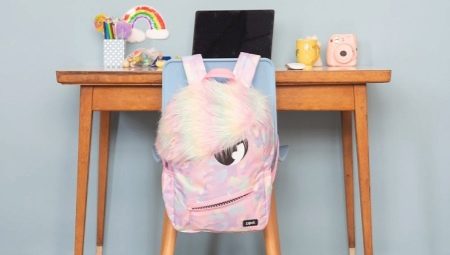 Choisir un sac à dos pour les filles de 5e année
