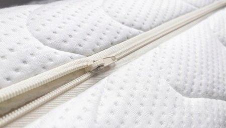 Choosing and caring for a mattress cover with a zipper