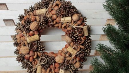 Making a wreath of cones