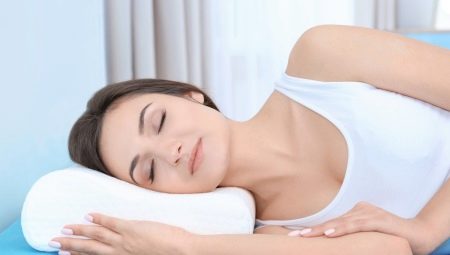 How to sleep properly on an orthopedic pillow?