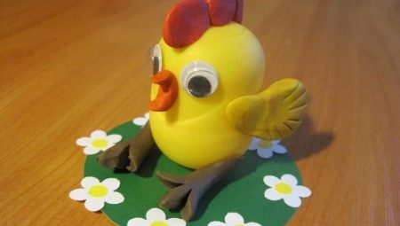 How to mold a plasticine chicken?