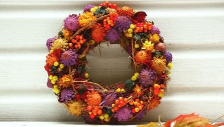 Autumn wreaths of cones
