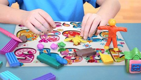 Features of boards for modeling