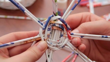 Weaving from newspaper tubes for beginners