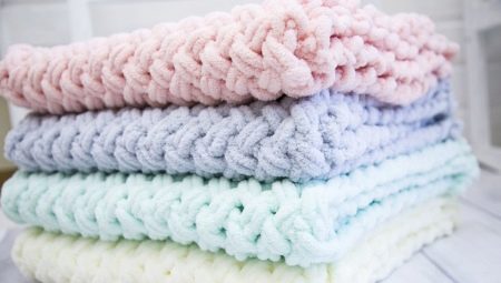 Choosing and caring for a plush blanket