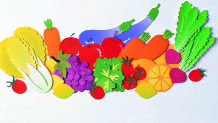 Making vegetables and fruits from paper