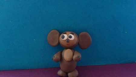 How to mold a Cheburashka from plasticine?