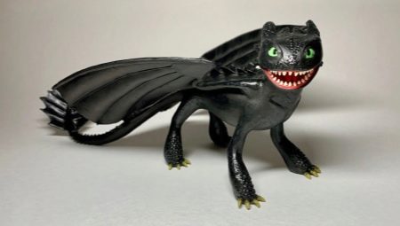 How to mold a dragon from plasticine?