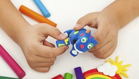 Plasticine molding for babies