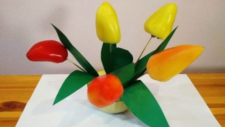 Variety of pepper crafts
