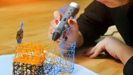 How do I turn on the 3D pen?