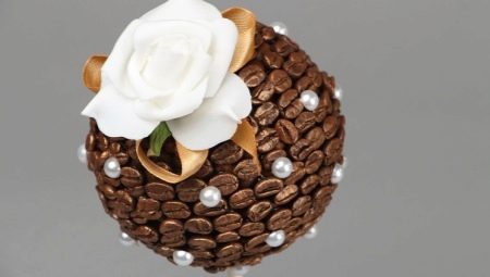 Crafts from coffee beans