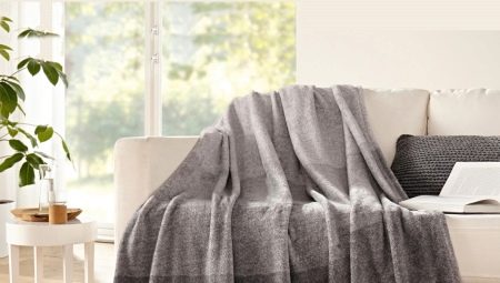 All about rugs and bedspreads of European sizes