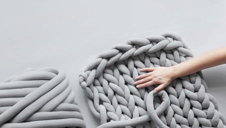 Choisir un fil pour tricoter à la main sans aiguilles à tricoter