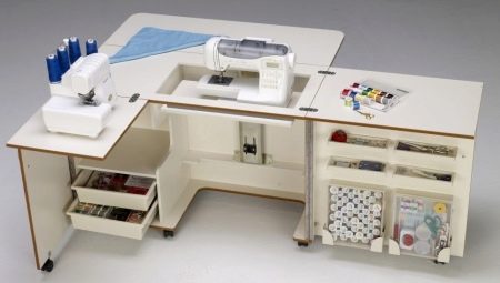 Choisir une table de couture