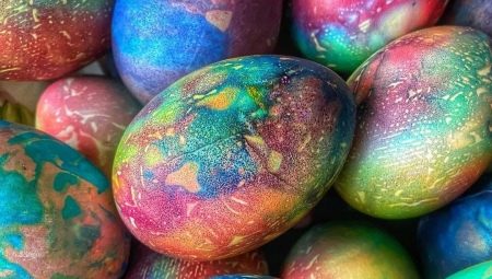 Comment faire des œufs de Pâques colorés ?