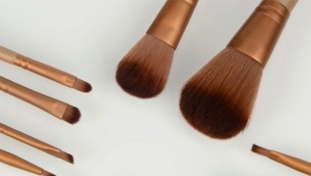 What are makeup brushes and how to choose them?