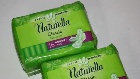Variety of Naturella pads