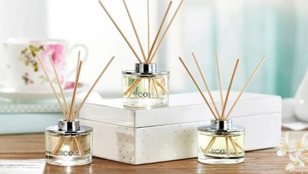 Aroma diffusers with sticks: how to choose and use them?