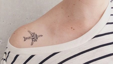 What does the Airplane tattoo mean and what can they be?