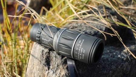 What are monoculars and what are they?