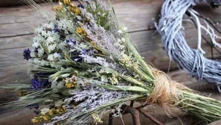 What are dried flowers for floristry and how to collect a bouquet from them?