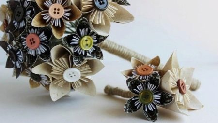 We make bouquets from scrap materials with our own hands