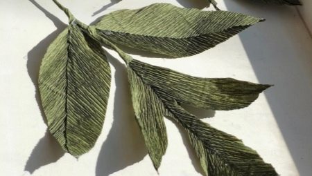 Making corrugated paper leaves