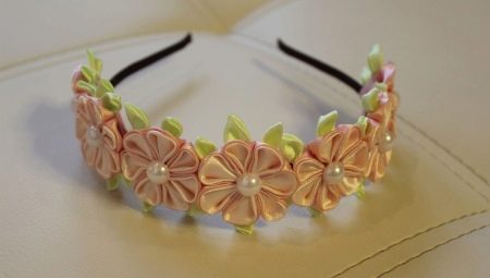We make headbands for hair with our own hands