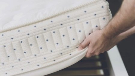How to properly turn the mattress?
