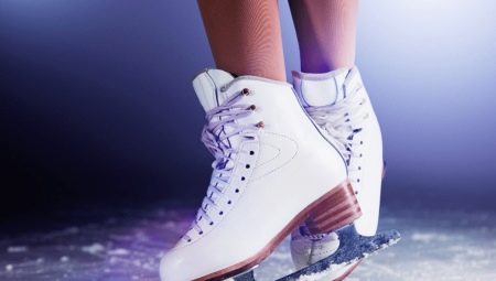 How to lace up your skates correctly?