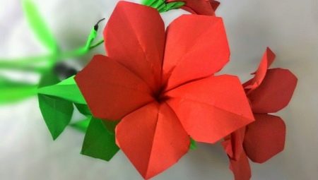 How to make an origami flower?