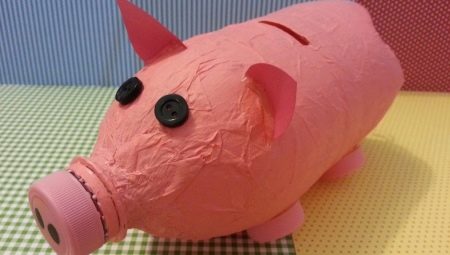 How to make a piggy bank from a bottle?