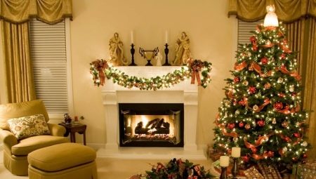 How to decorate a house with tinsel?
