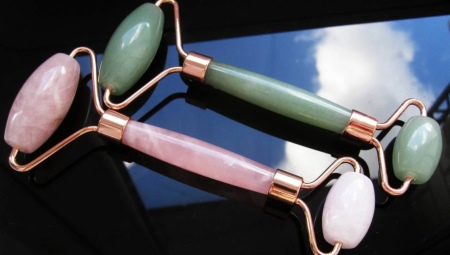 Quartz or Jade - Which Facial Massager is Best?