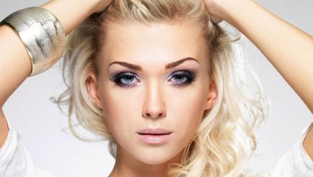 Maquillage pour les filles aux cheveux blonds