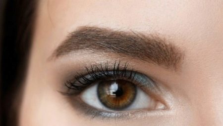 Makeup for brown eyes with a drooping eyelid